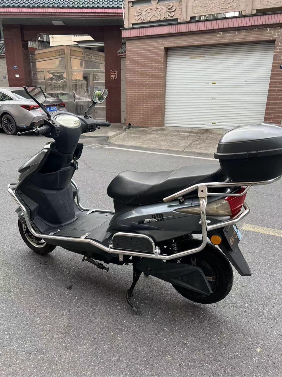 爱玛电动车72v20 32通用 车况精品 全新超威石墨烯电池 续航六70公里