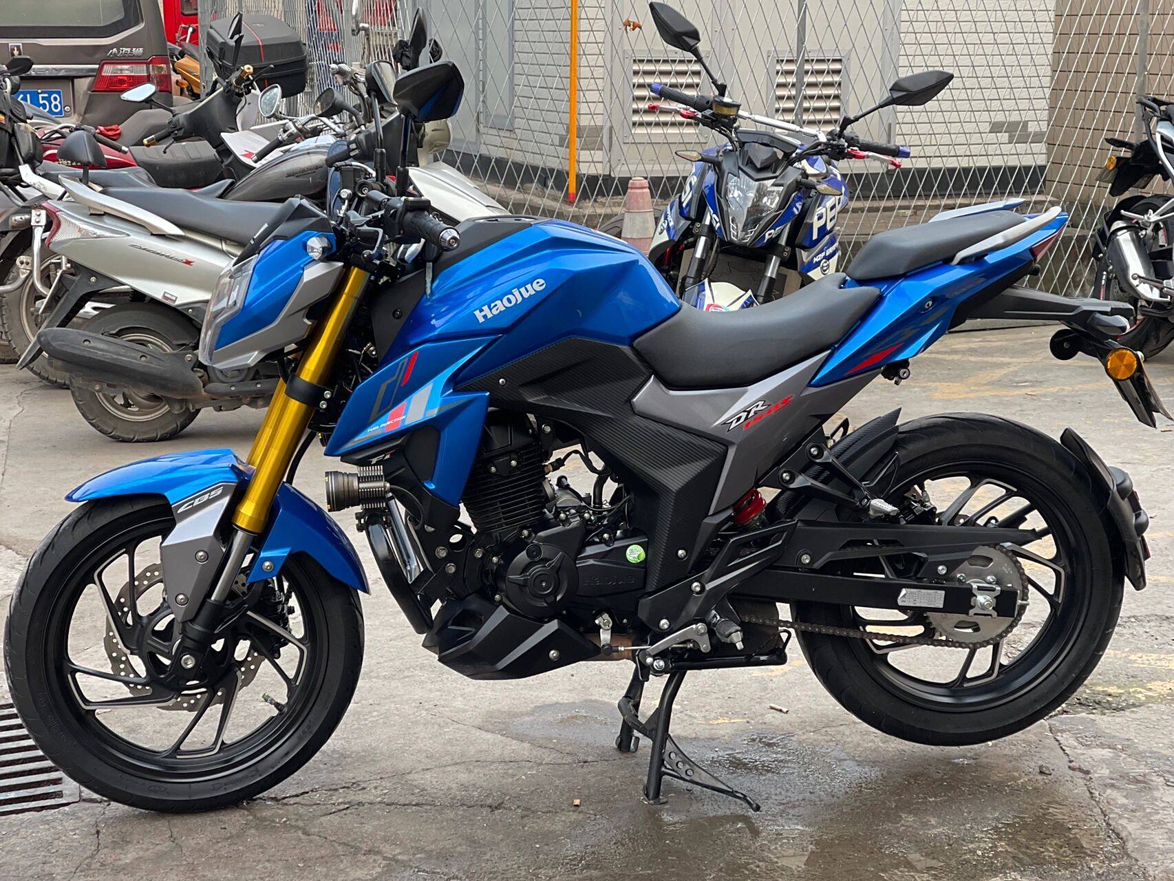 20年豪爵的人150s 9000公里 20年豪爵dr150s 高配分离式手把 成色车况