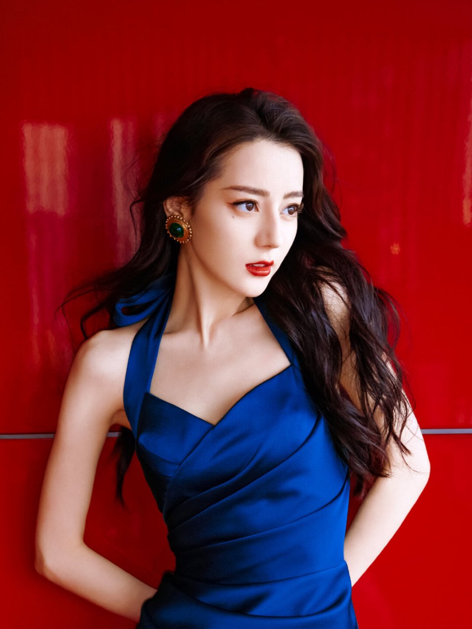 就比如迪丽热巴 最近好想重温克拉恋人但是没找到zy 小伙伴们求93