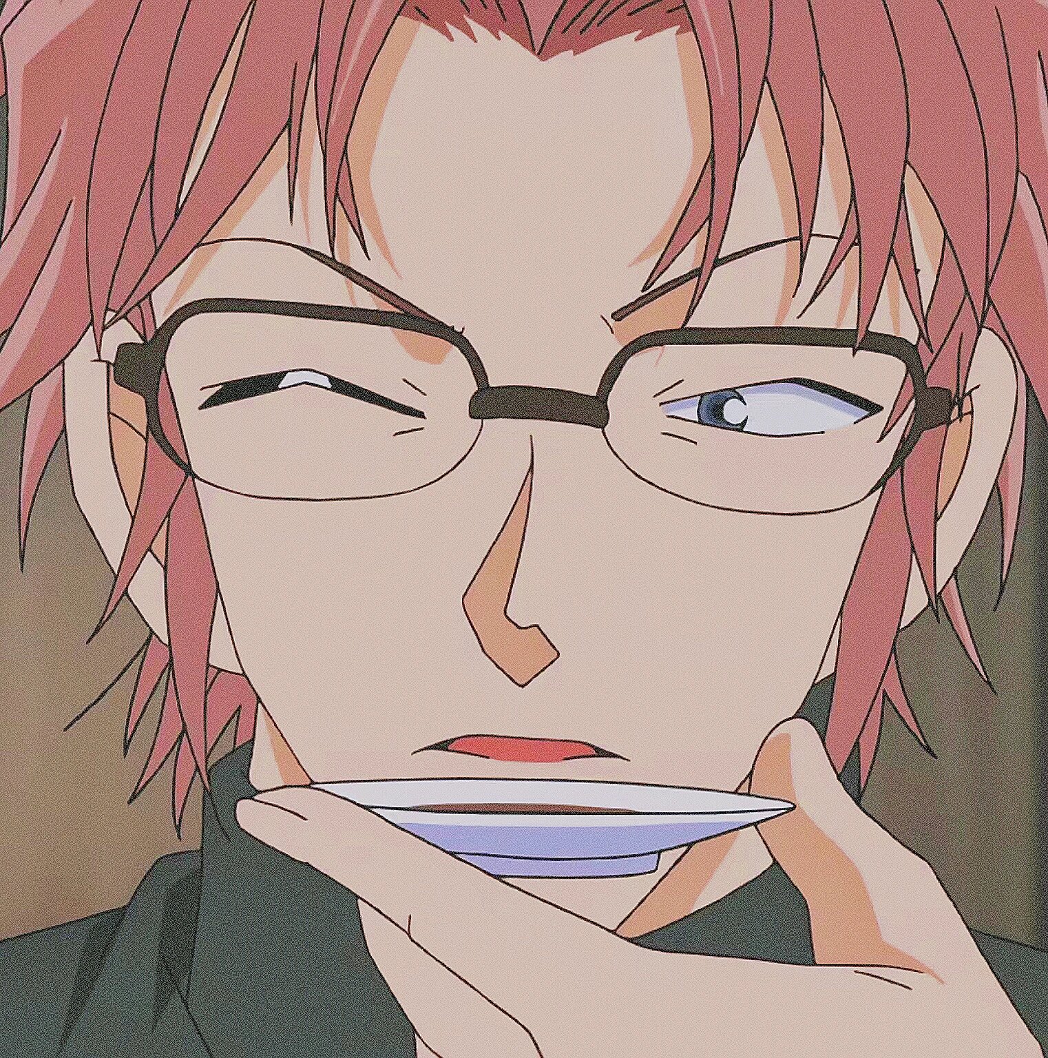 名侦探柯南赤井秀一头像        拿