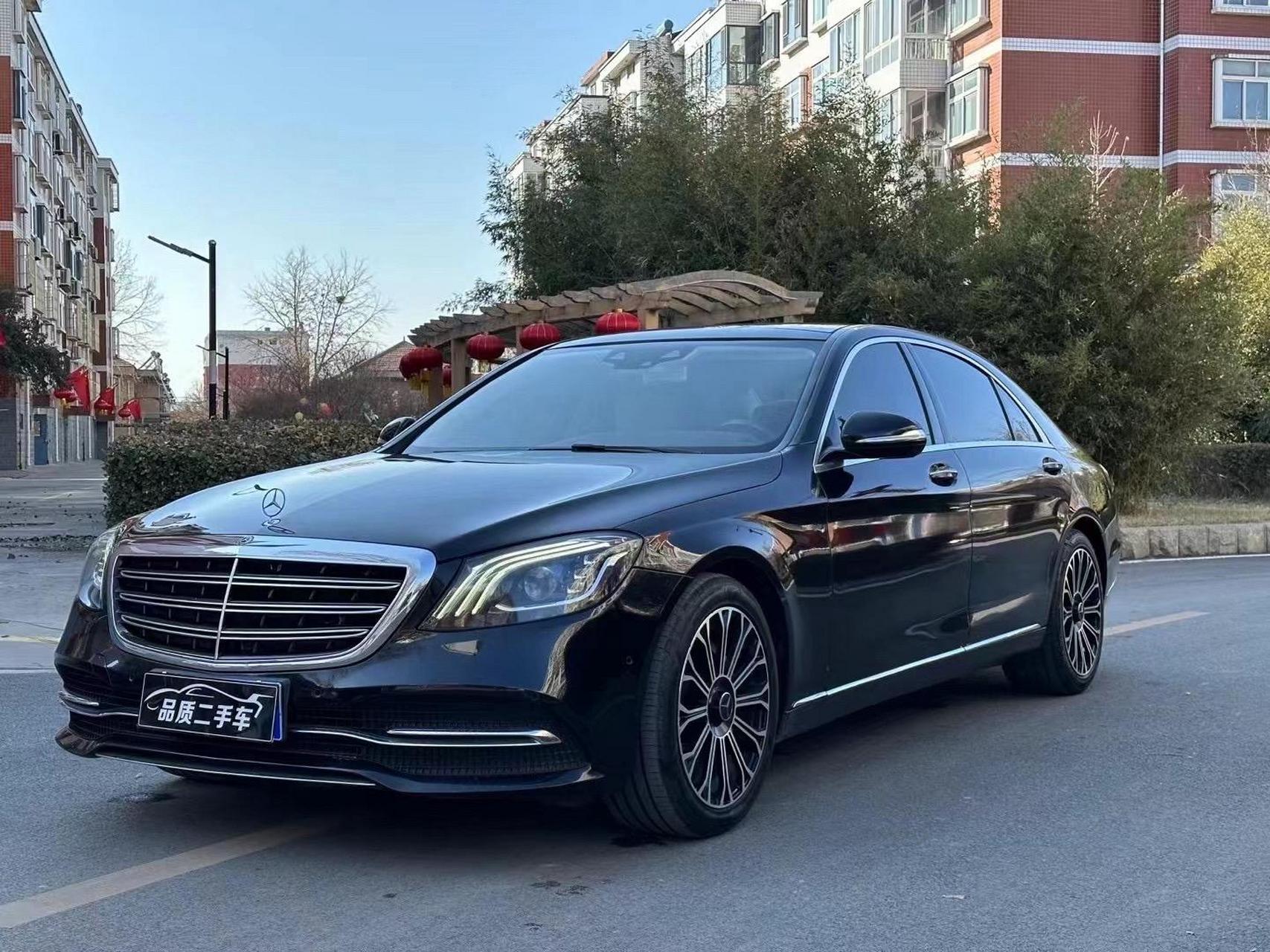 17年奔驰s320l,原厂三眼皮 9速变速箱,座椅加热,后排座椅独立调节