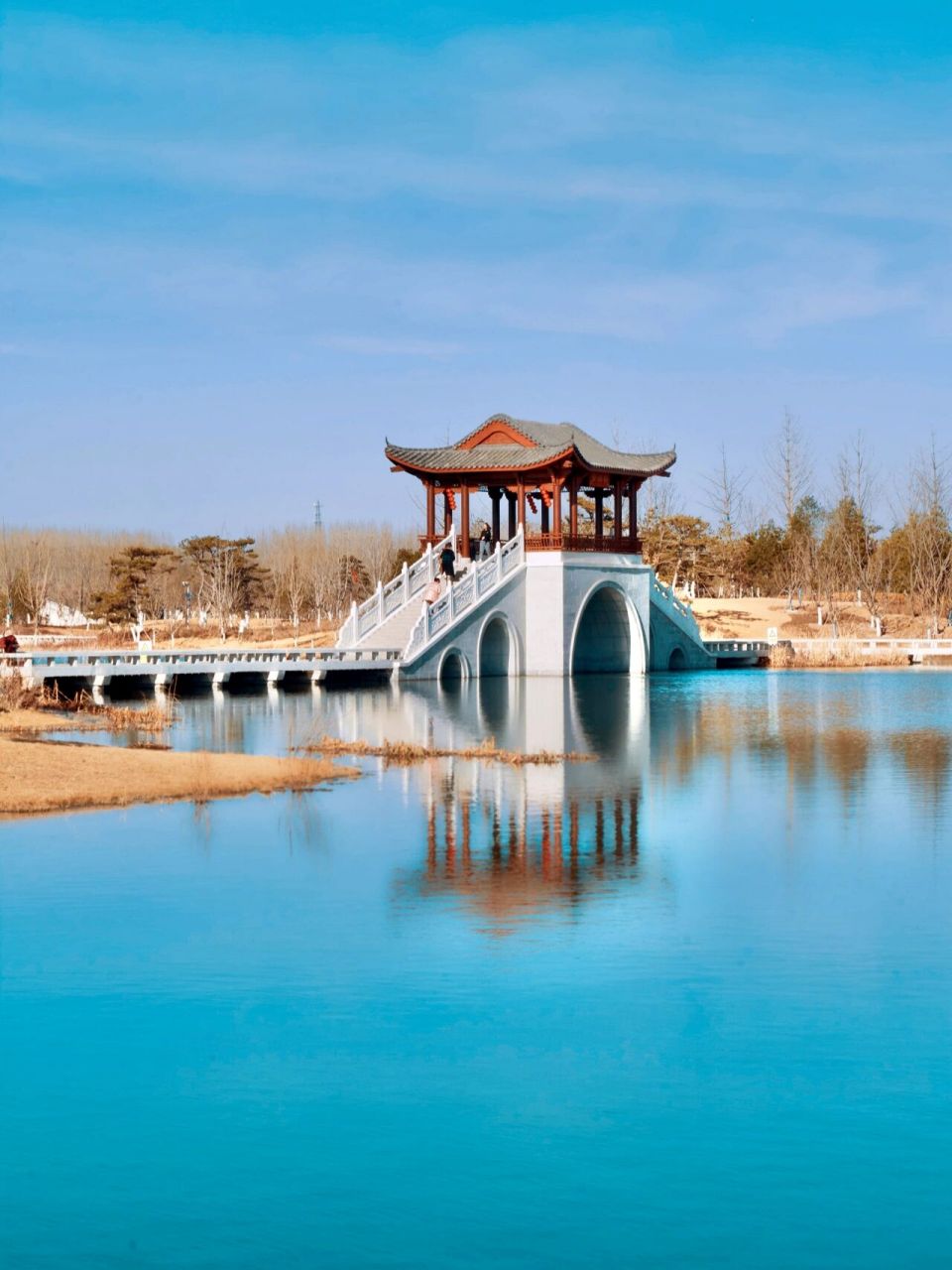 漳泽湖国家城市湿地公园 长治漳泽湖国家城市湿地公园位于长治市主