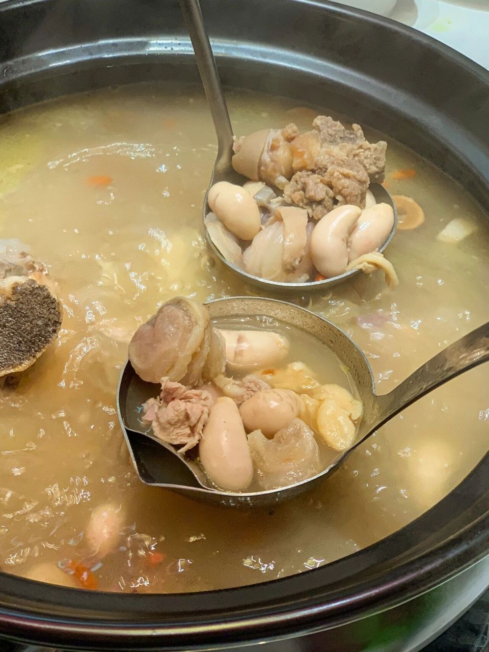 养生族不可错过的花胶鸡子牛鞭煲6015十全大 松涧明粤以养生菜肴