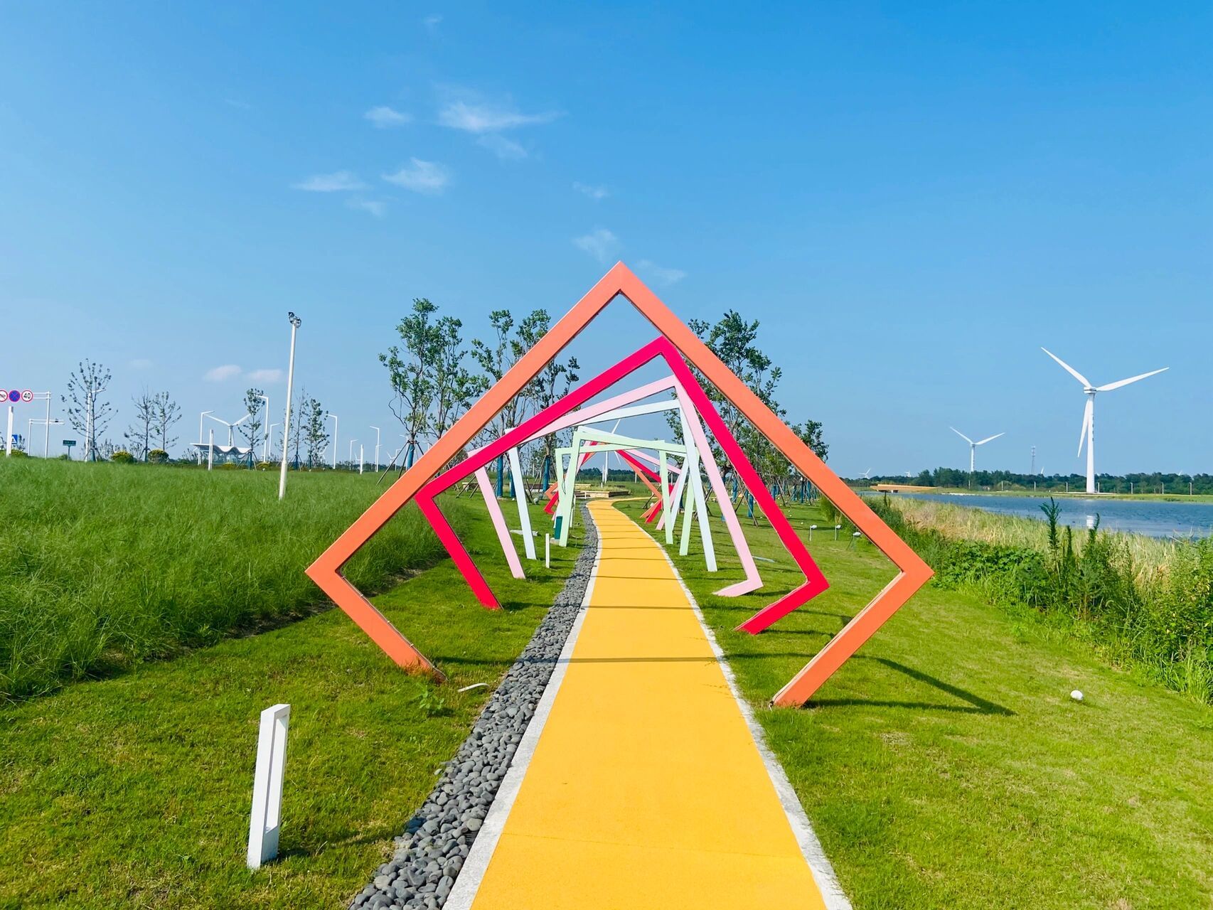 南通如东县小洋口风景区 61金蛤大道～湖间温泉度假岛,还有小电摩
