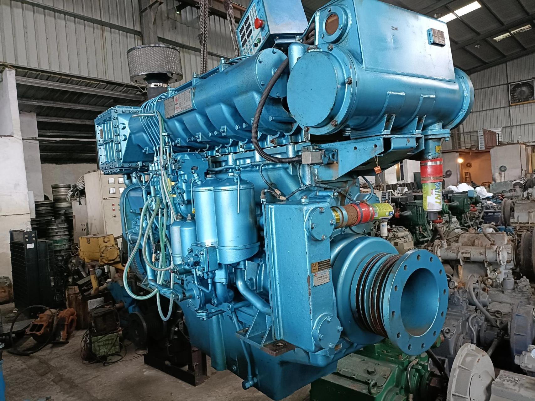 潍柴whm6160型620马力,出厂日期2017年,使用时间1000个小时左右