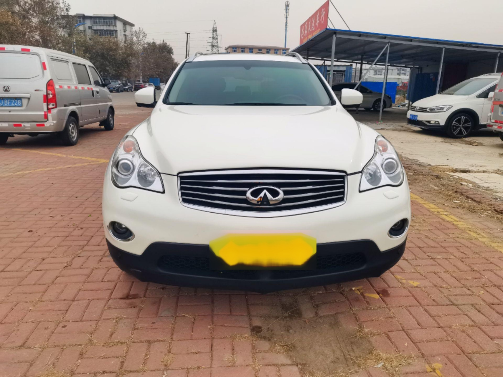 14年英菲尼迪qx50进口2