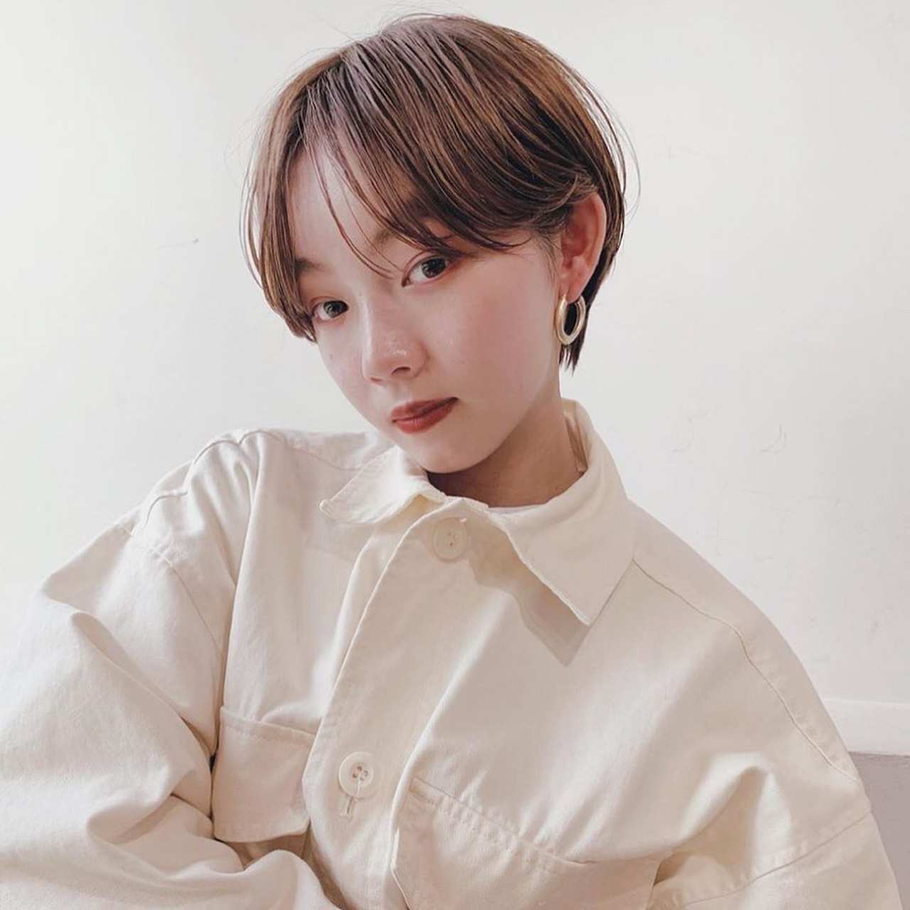 折耳短发 初恋短发 高俊熙短发 这款短发,给人的第一感觉就是甜美