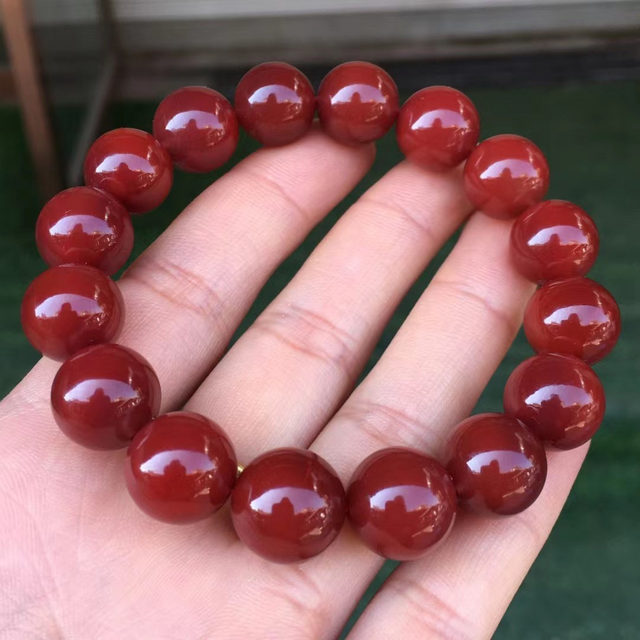 收藏级南红玛瑙牛血红,天价顶级手串 收藏级原矿牛血红色圆珠手串