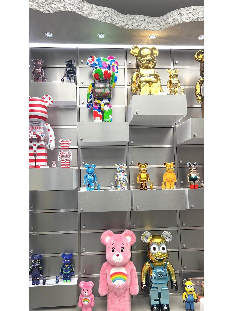 日本bearbricks限定暴力熊日本 专柜正品 bearbricks暴力熊 400% 1000