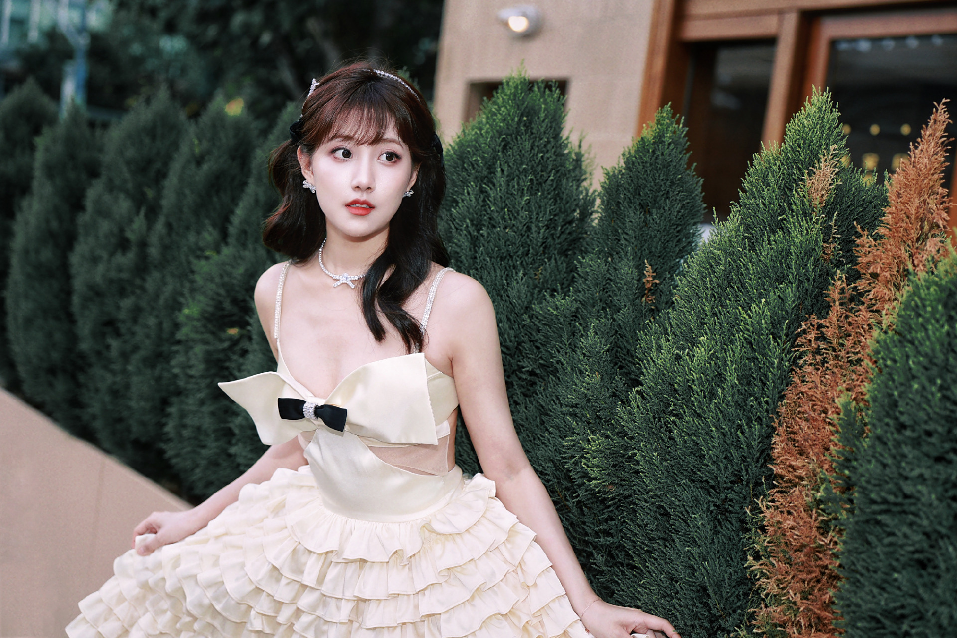 李艺彤甜美风格写真组图