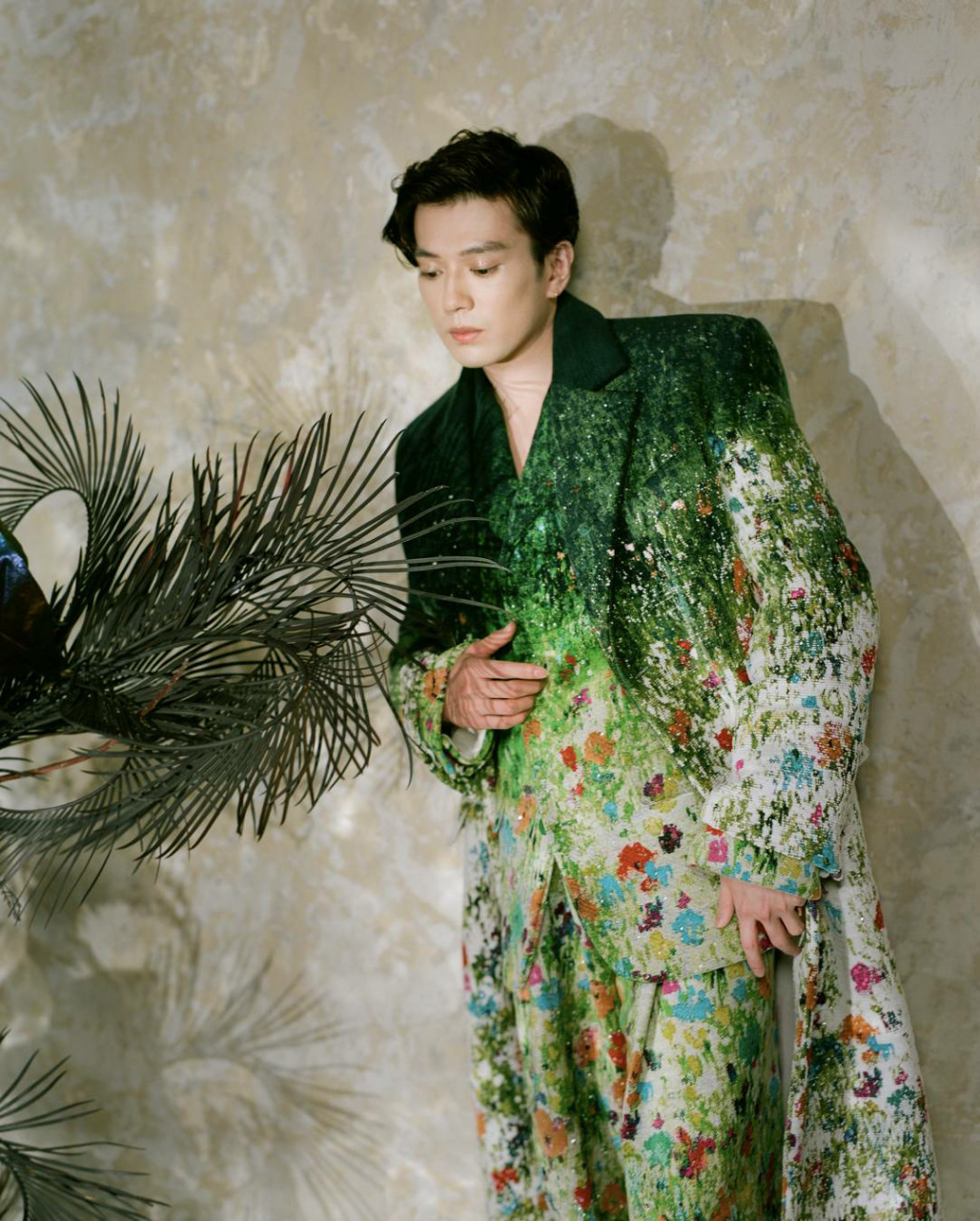 新田真剑佑 真人版海贼王索隆的扮演者