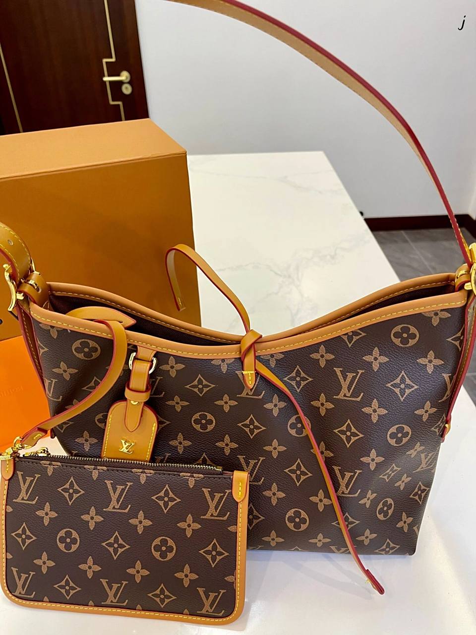 lv carryall托特包 size :30*25cm lv carryall托特包 可甜可盐 经典