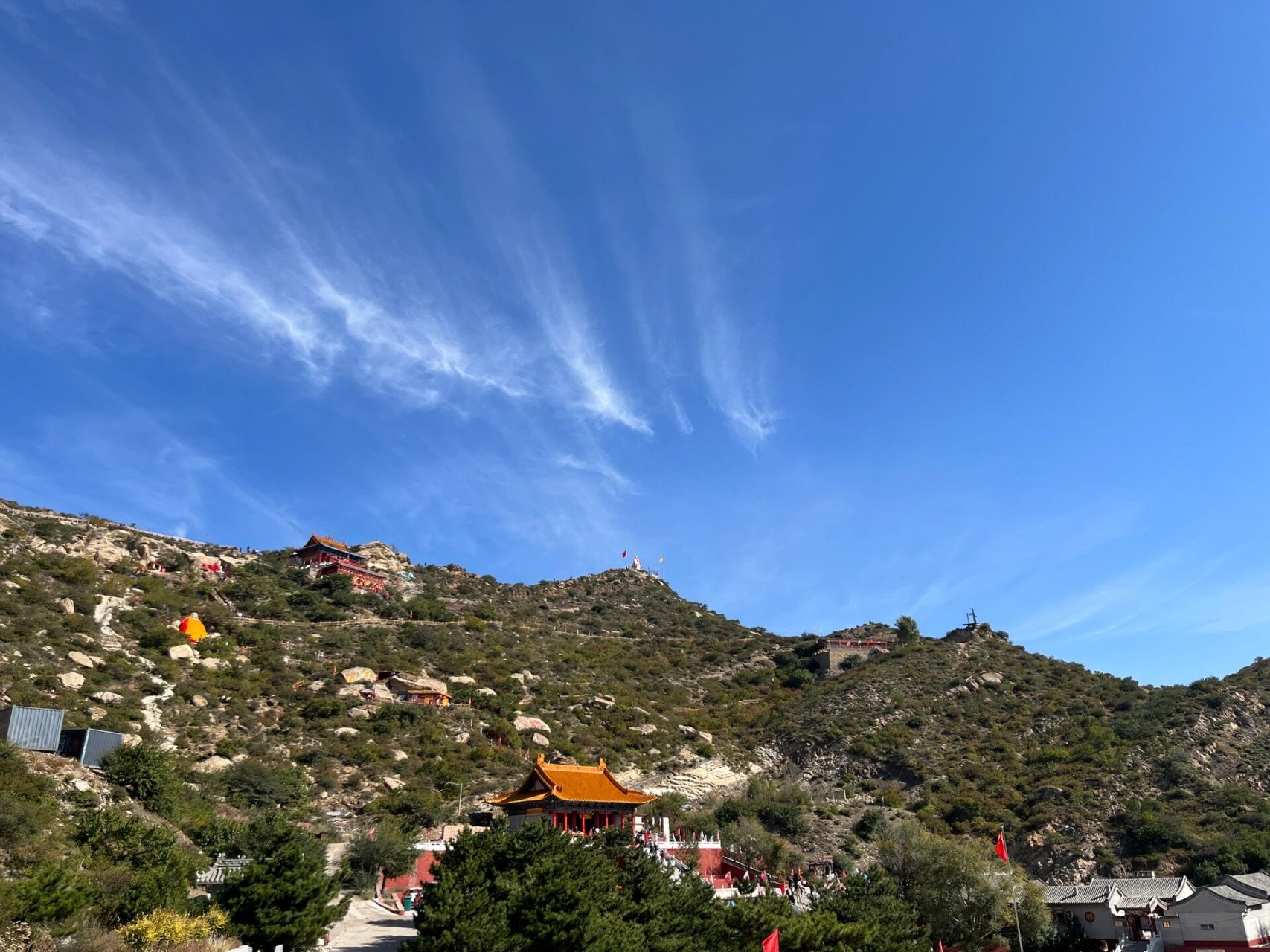 清凉山,怀仁 直接导航清凉山7215,可9315景区门口的停车场