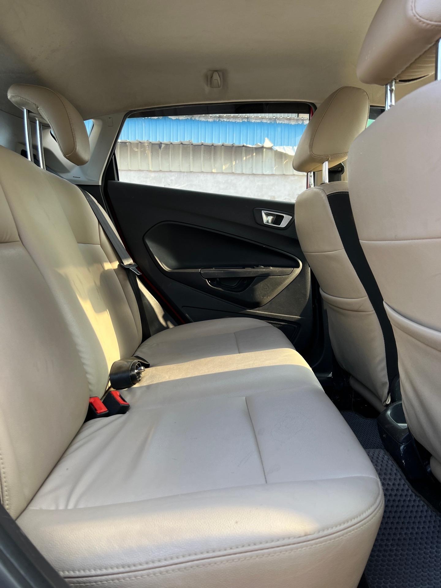 ,15年7月福特新款嘉年华1