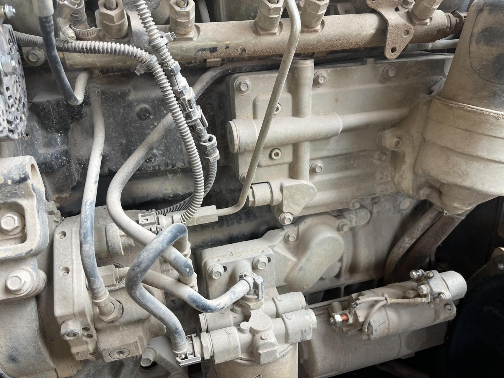 安徽江淮纳威司达发动机.