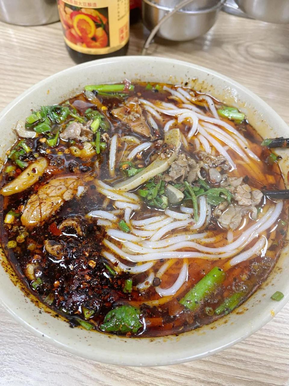 在贵阳就好这一口牛肉粉,一星期至少吃一碗  7815作为一个米粉