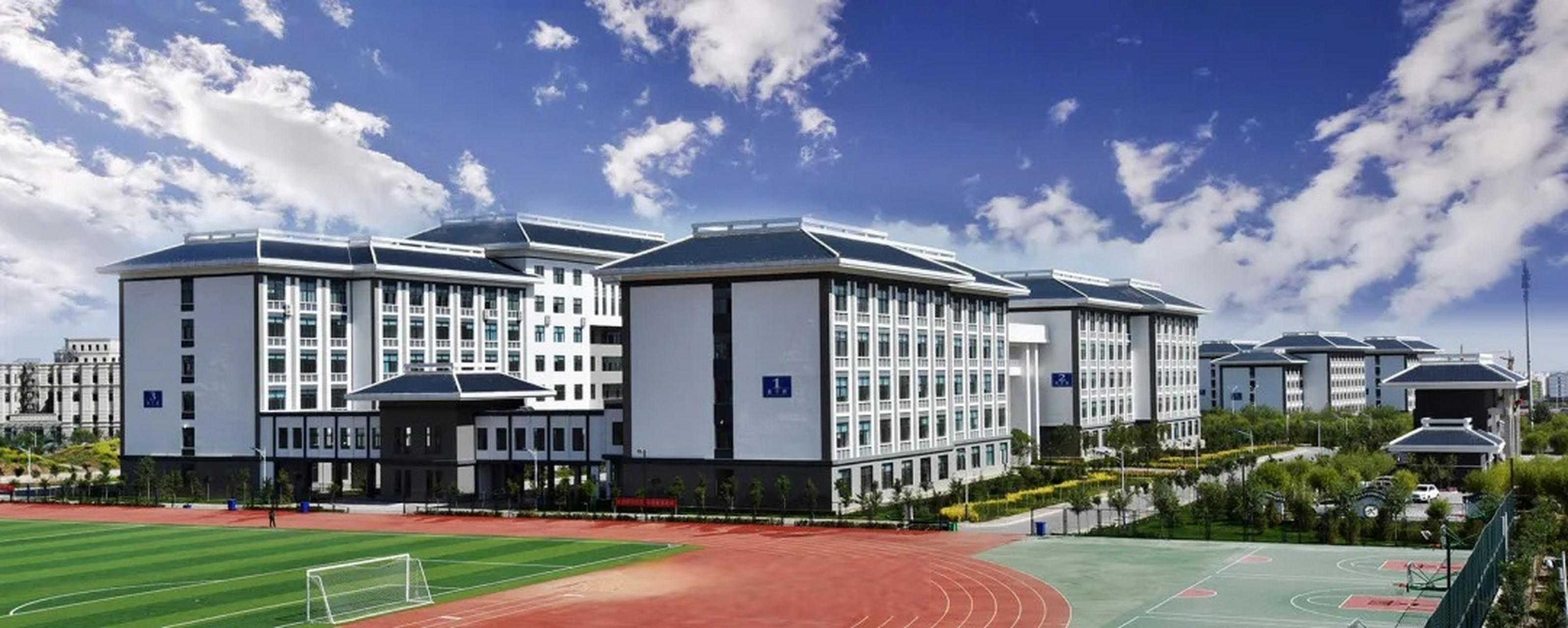 嘉峪关的第一印象#嘉峪关很爱学习  甘肃钢铁职业技术学院 创办于