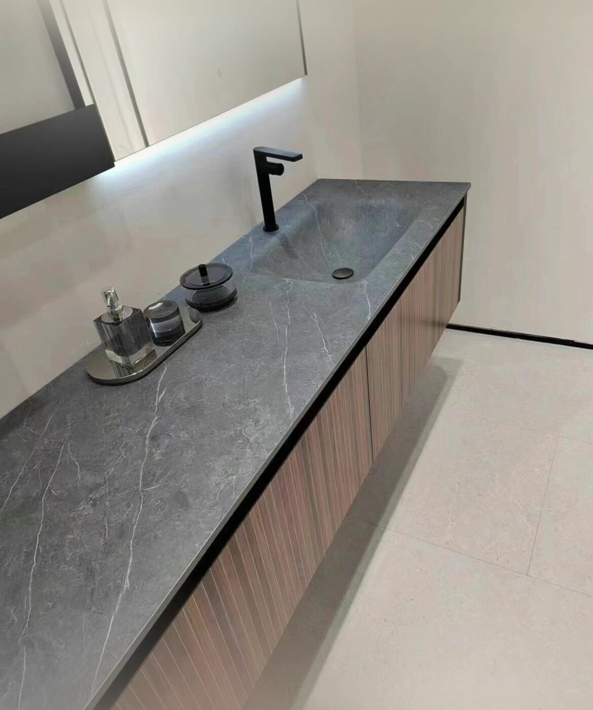 岩板热弯一体盆