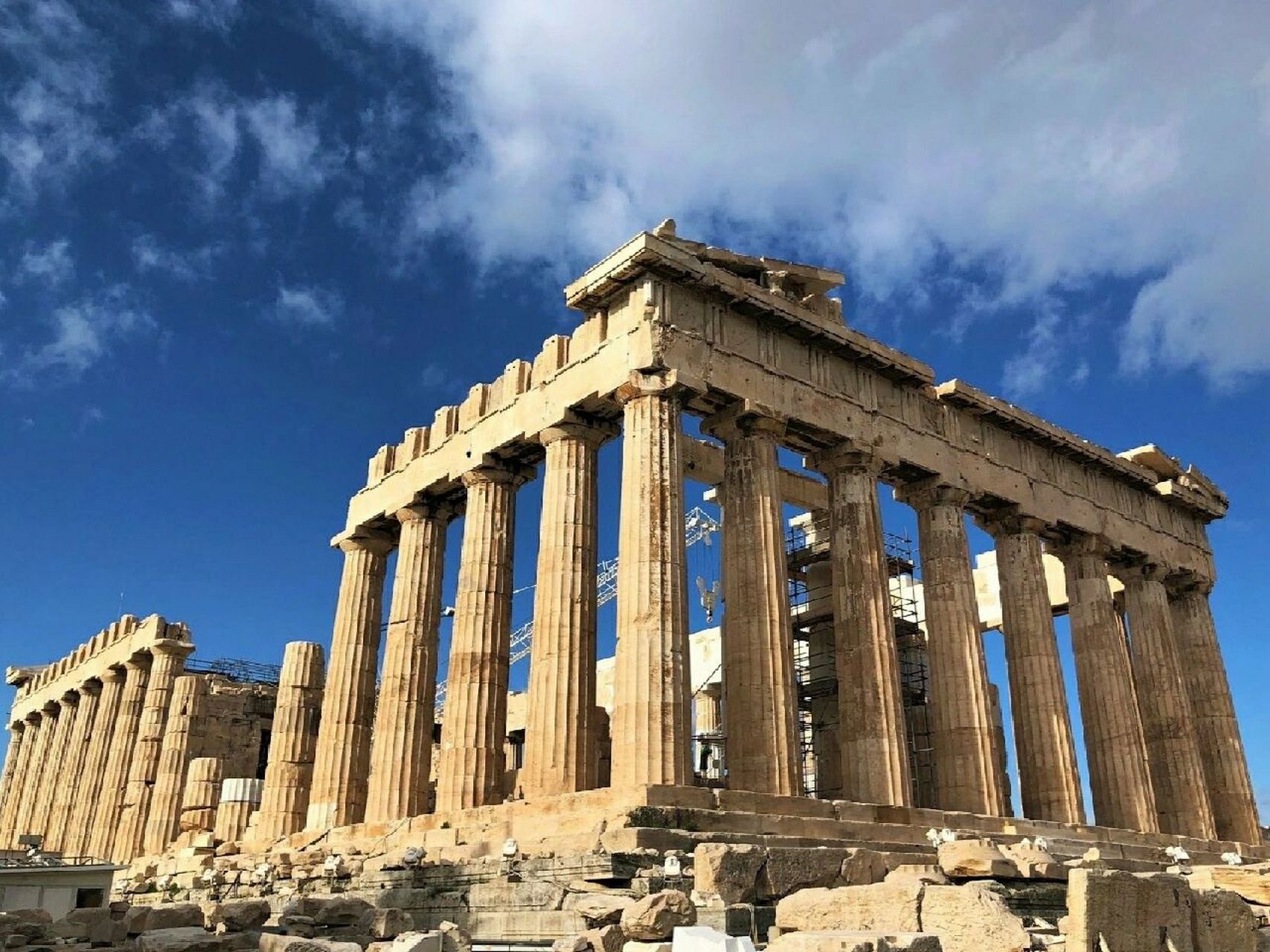 每日建筑d14:帕特农神庙(parthenon) 在希腊首都雅典卫城坐落的古城堡
