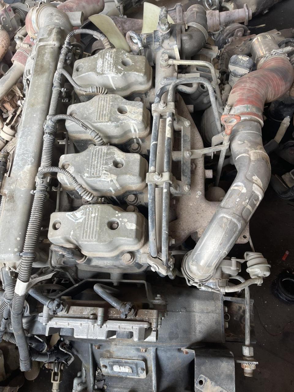 安徽江淮纳威司达发动机.