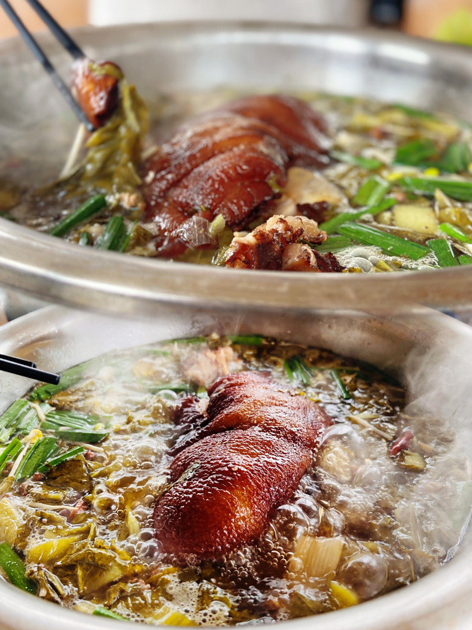 推荐一家扎佐老字号的酸菜蹄膀7515 想知道是不是每一个贵州人都