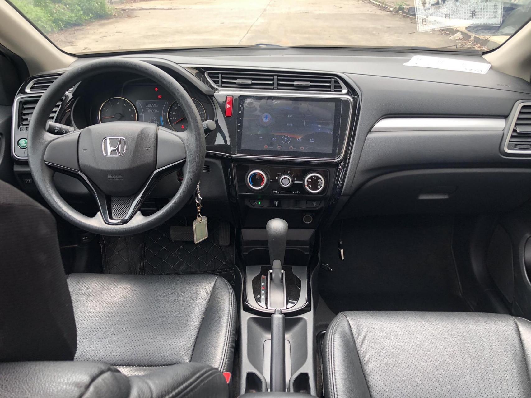 一手车2017年本田竞瑞1.5自动波天窗,最美的白色,仅行驶3.