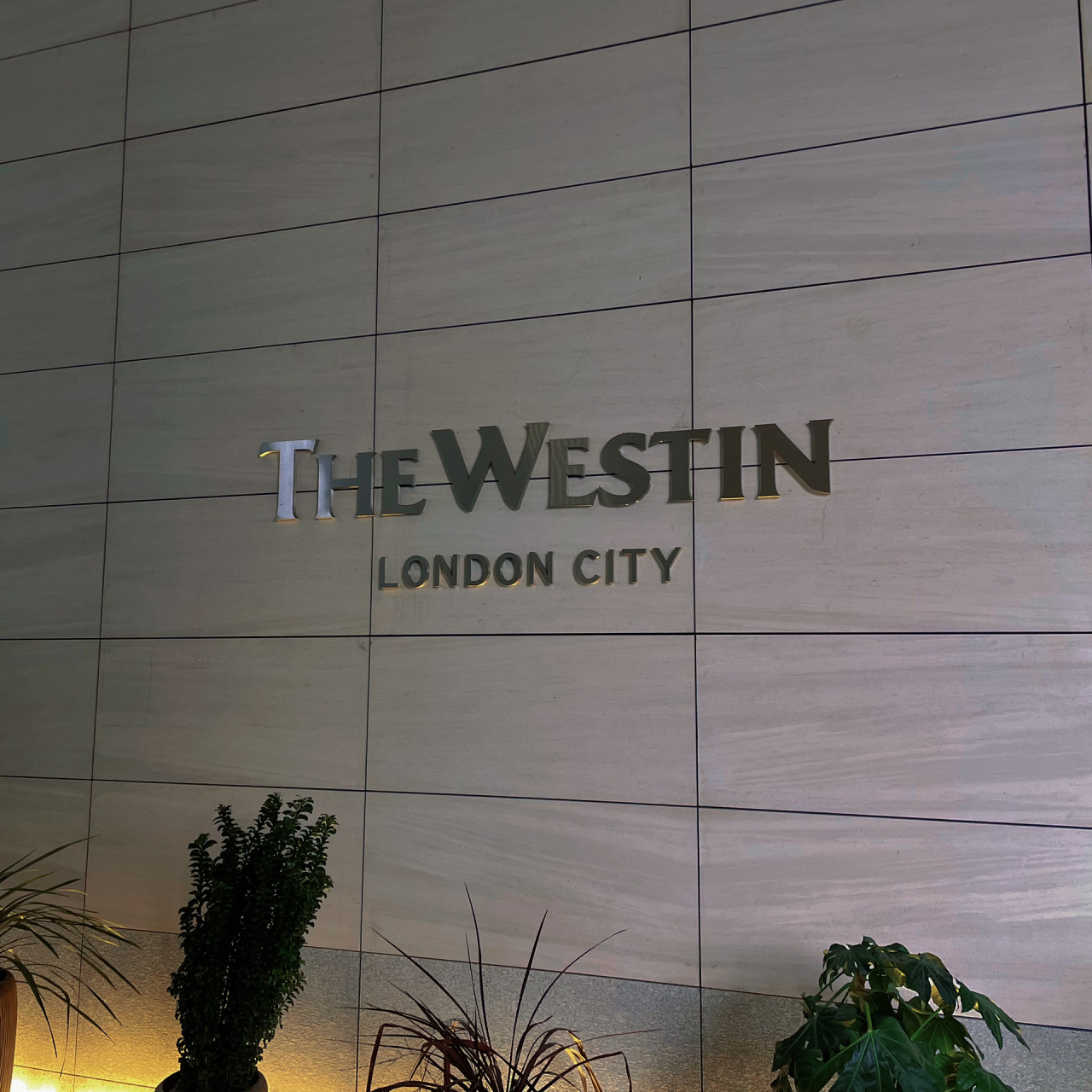 开业,算是伦敦目前开业最新的万豪旗下酒店 — 伦敦城威斯汀酒店(the