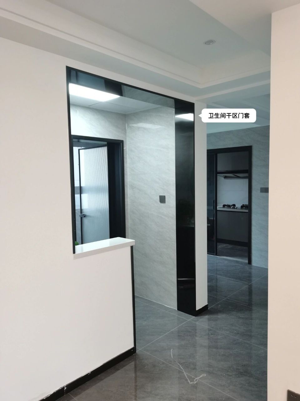 卫生间干区做不锈钢极窄边框门套,极简轻奢 给客户家的卫生间干区做一