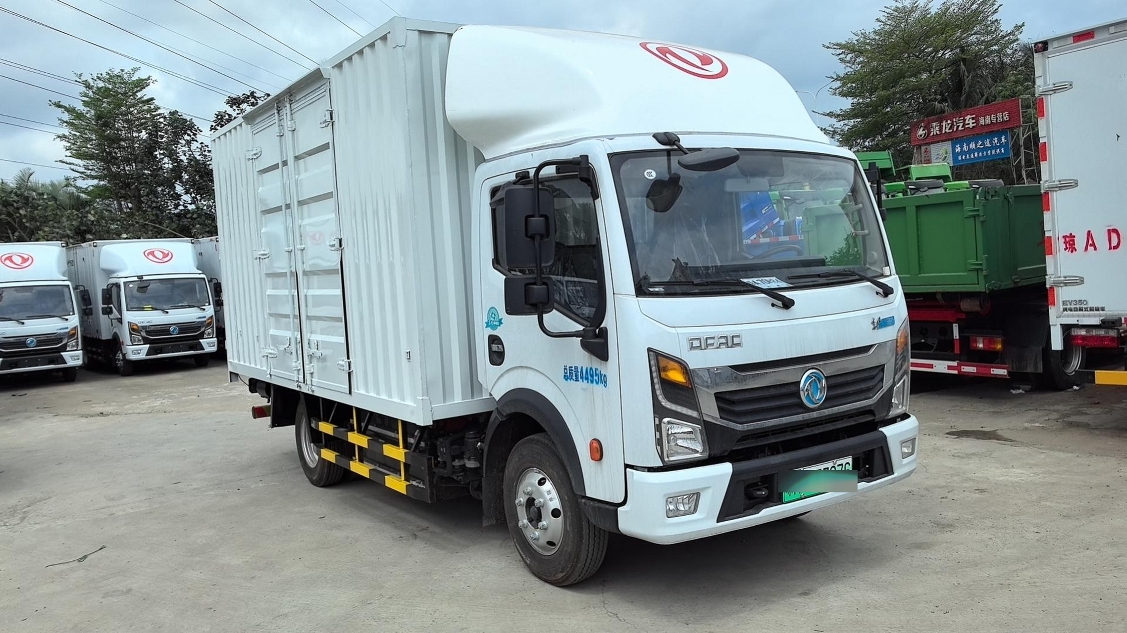 2米厢式货车 宁德时代电池续航高,东风底盘稳稳的,舒适性也是杠杠的