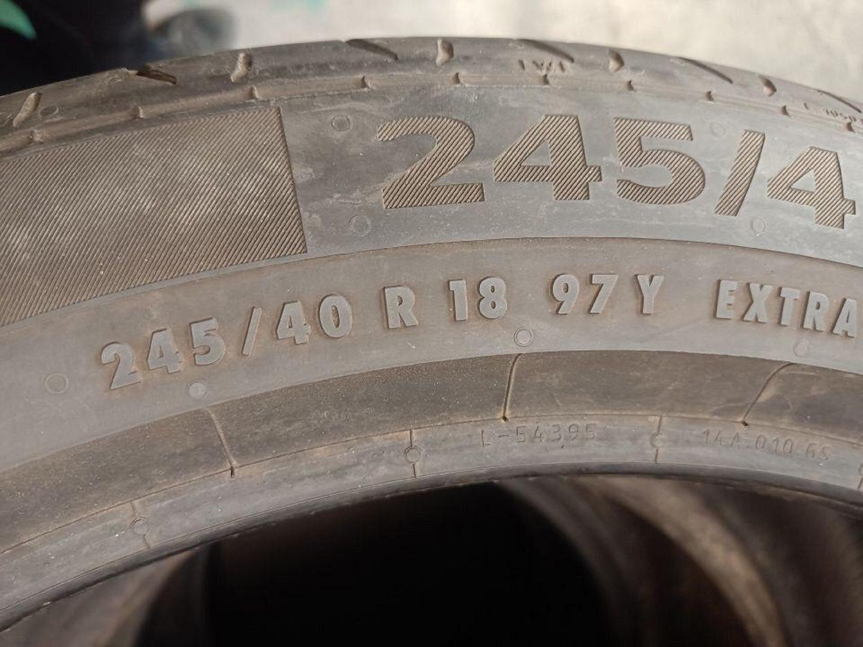 245/40r18马牌轮胎 领克03 原车胎 轮胎无修无补四千公里换下喜欢大哥