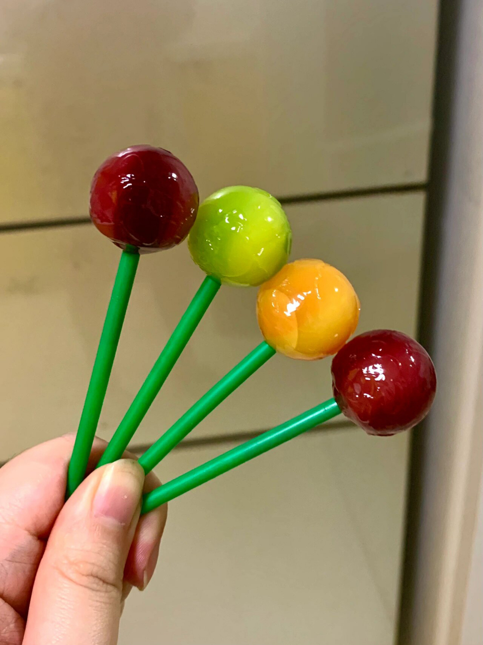 🤤  🍬每一个棒棒糖都像是一个小小的艺术品,让人