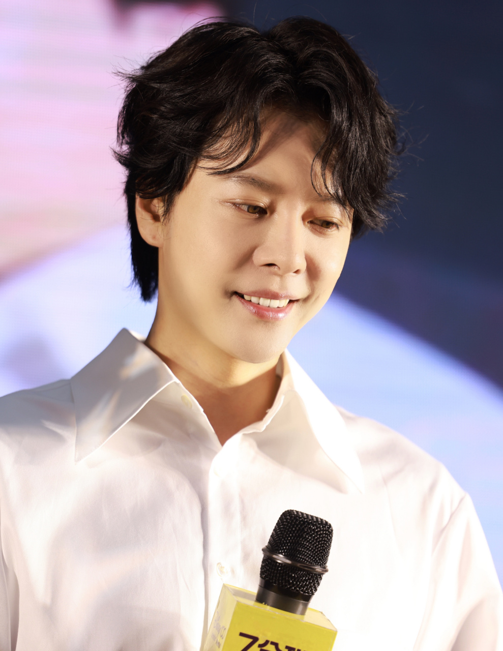 徐海乔   夏日炎炎, 蝉鸣幽幽, 7分甜 10分可爱  @徐海乔