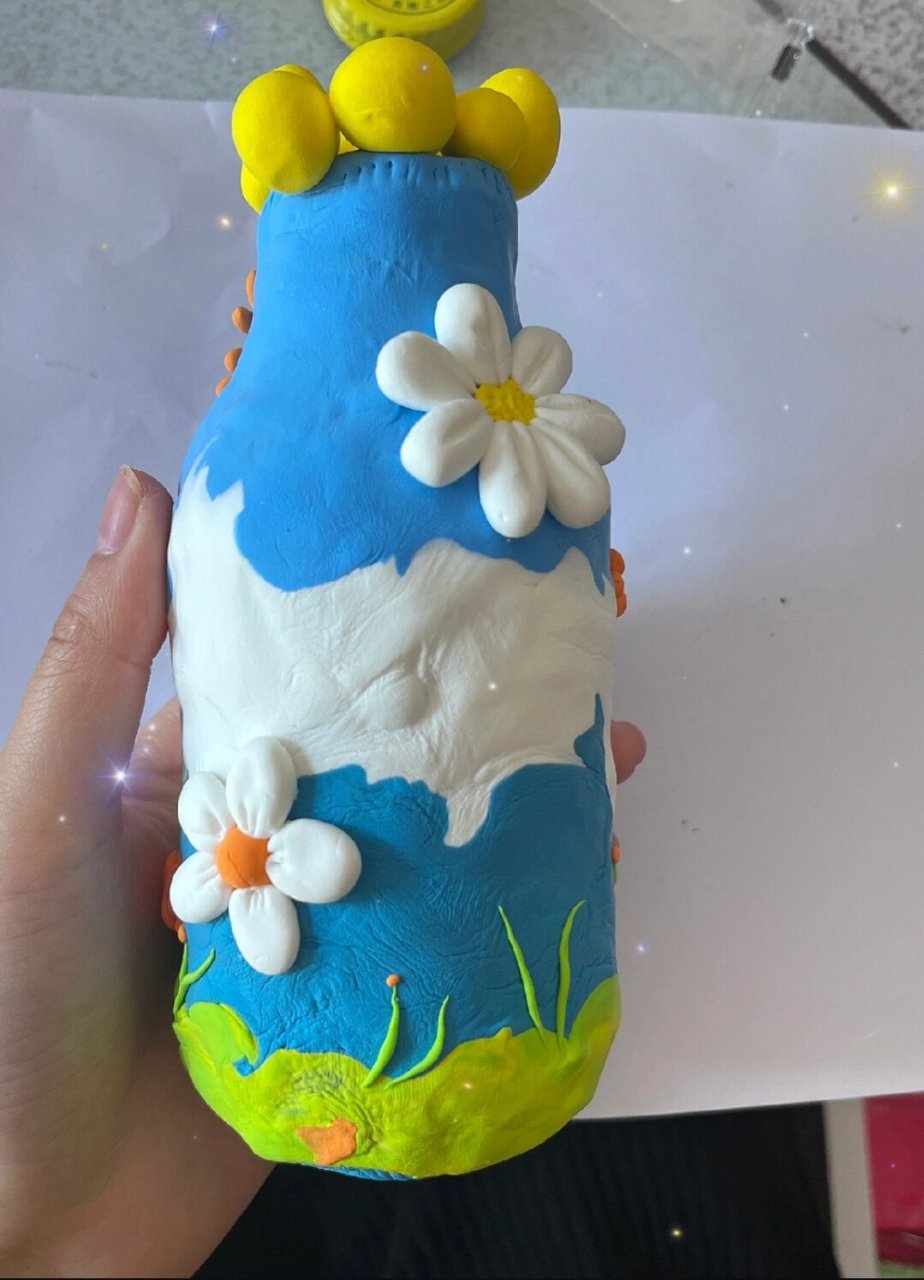 瓶子改造|橡皮泥捏捏 家里喝完的玻璃瓶不要扔,他可以成为你的一个