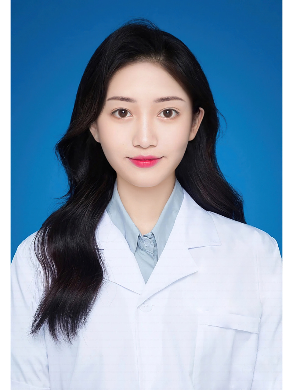 医生白大褂证件照形象照修图