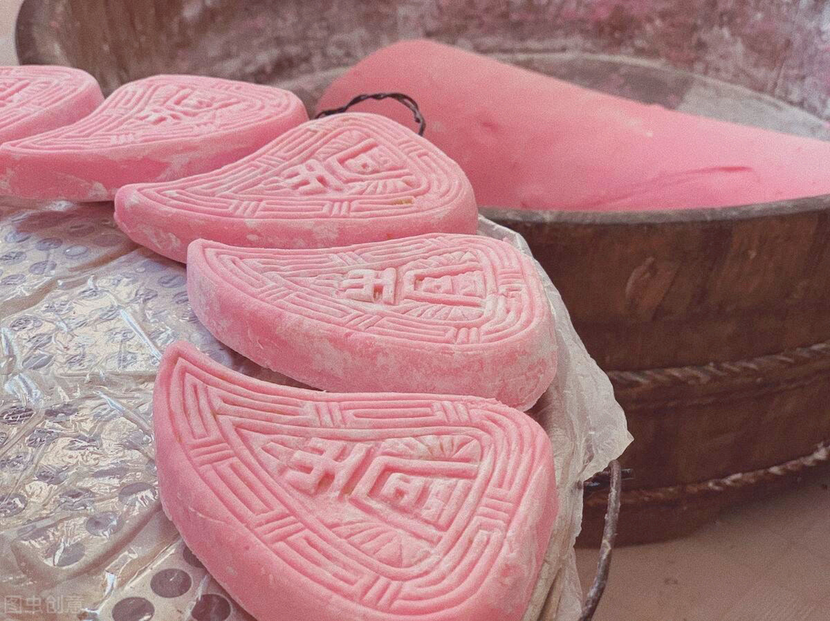 画遍各地美食 001| 潮汕 | "红桃粿" 97画了自己从小吃到大的家乡