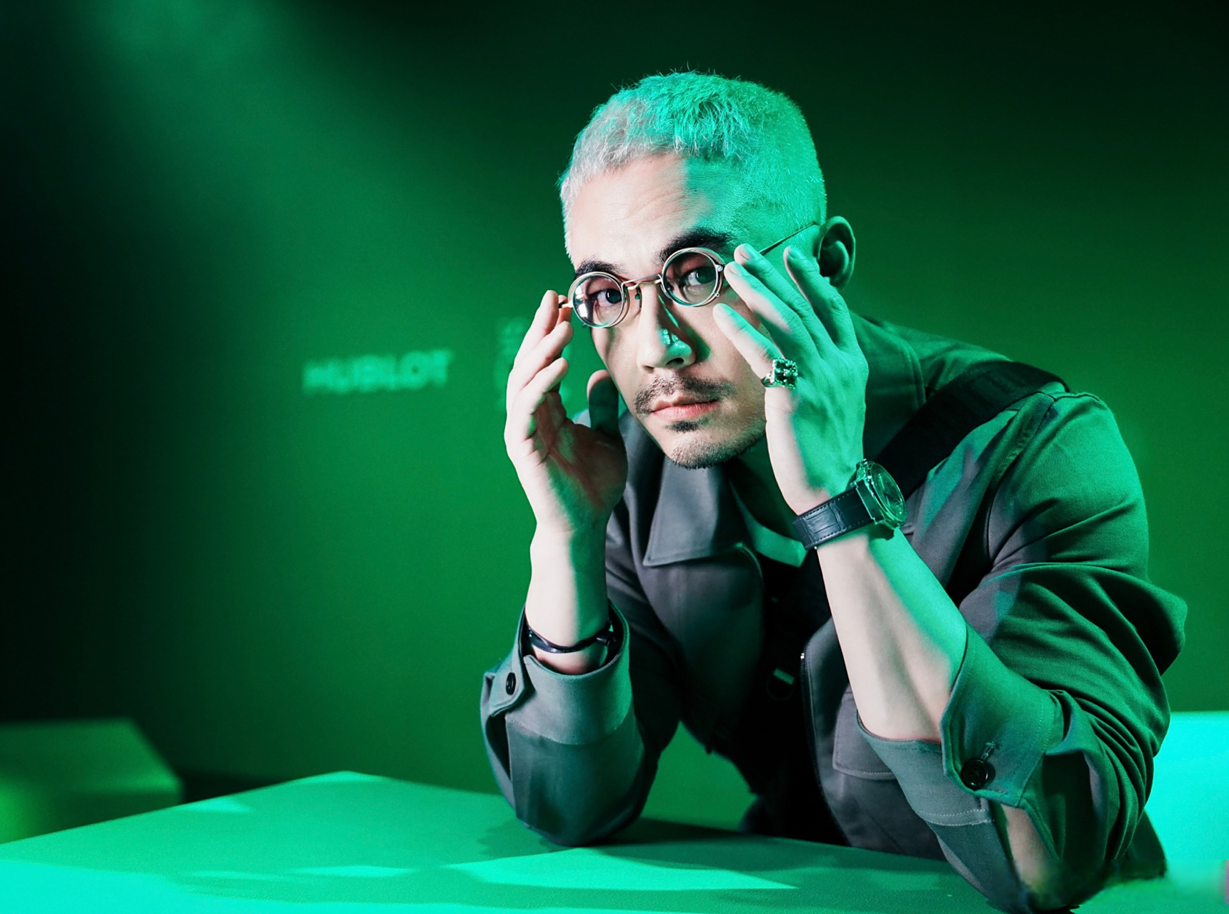 美出圈# samuel ross在赢得2019年宇舶表设计奖后,亦加入与宇舶大