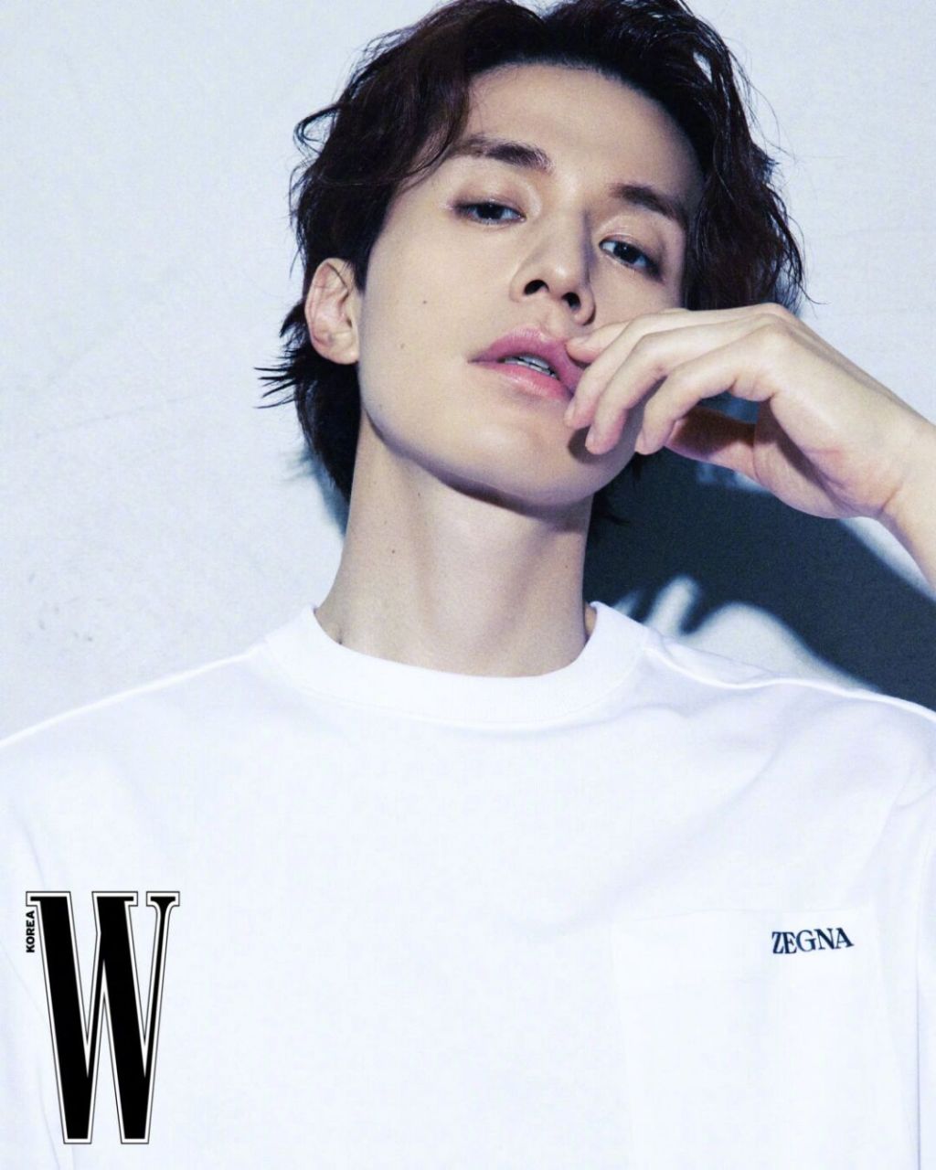 李栋旭   w korea 9月刊3732343138服饰画报 都市魅力型男