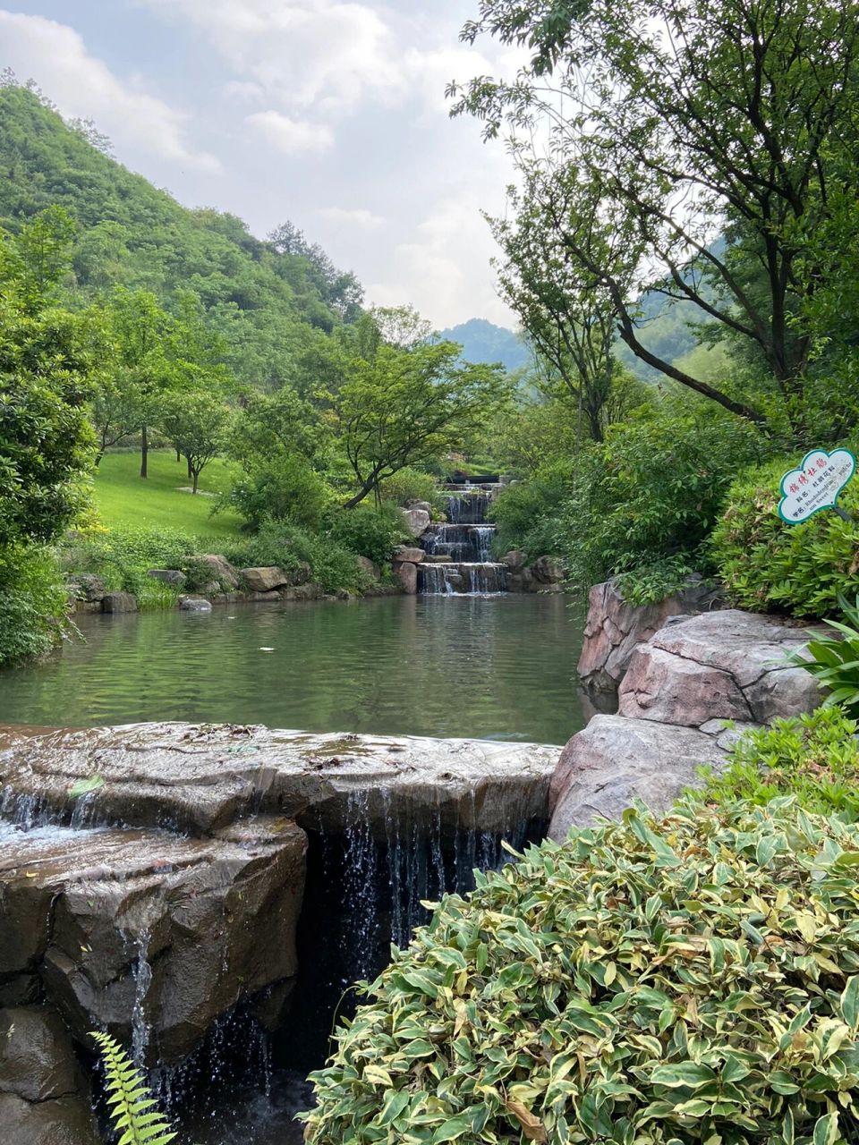 兰溪越龙山庄|徒步小白好去处 地址:越龙山国际旅游度假区位于浙江