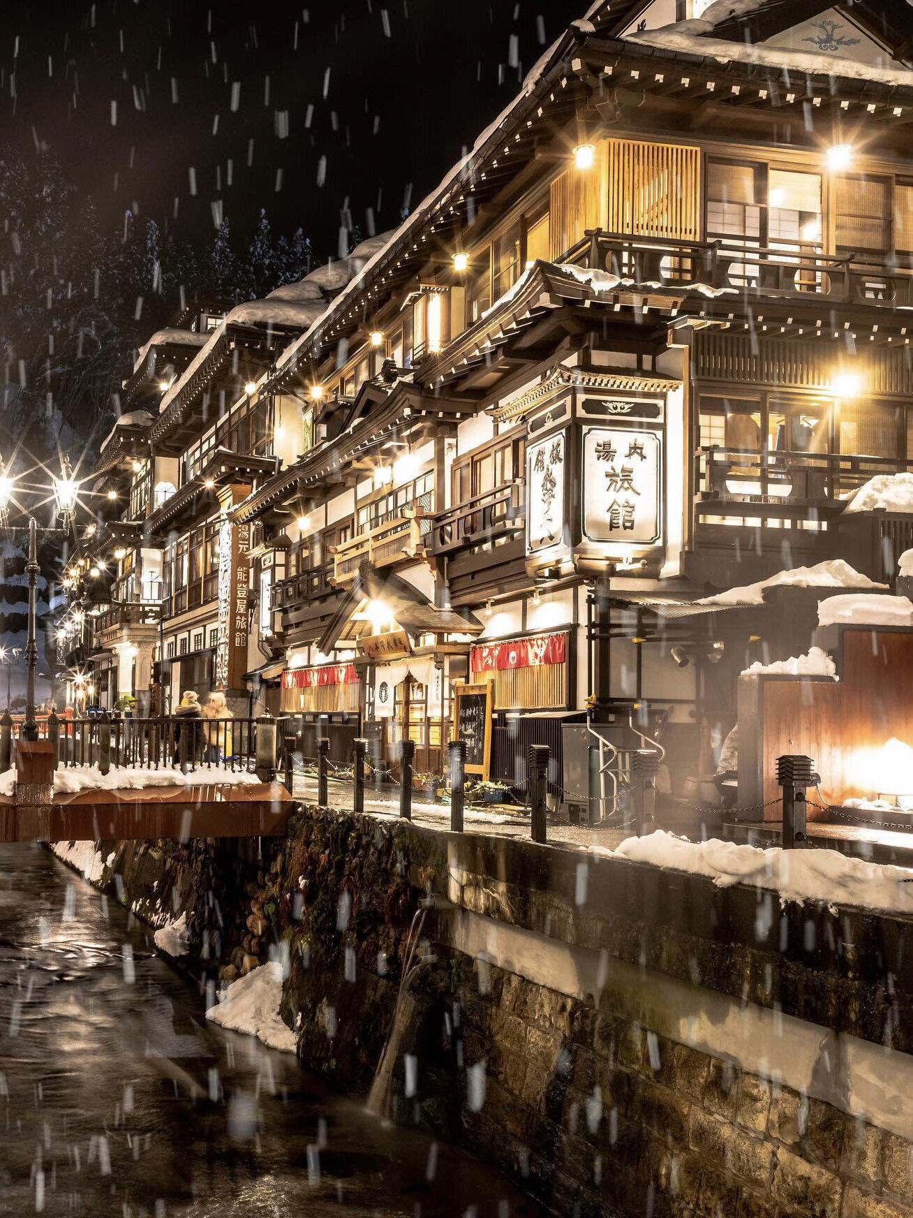 日本银山温泉!千与千寻取景地,雪景7615好浪漫