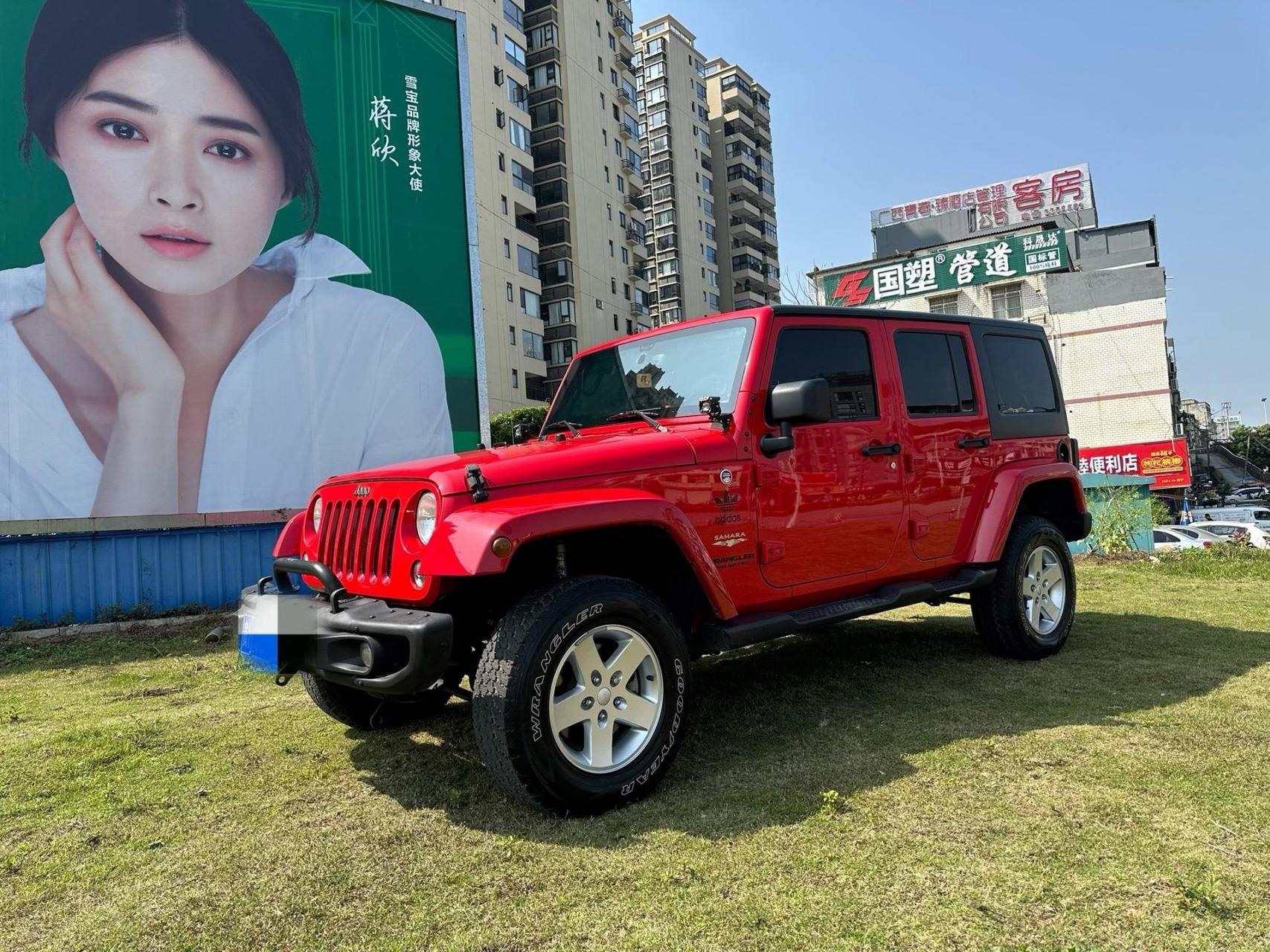 16年(进口)jepp牧马人2.8td四门sahara柴油版,新车指导价42.