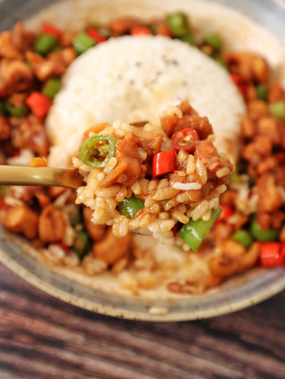 如果你爱吃辣,一定一定要试试这个地狱双椒鸡丁拌饭啊～灵魂拌饭 97