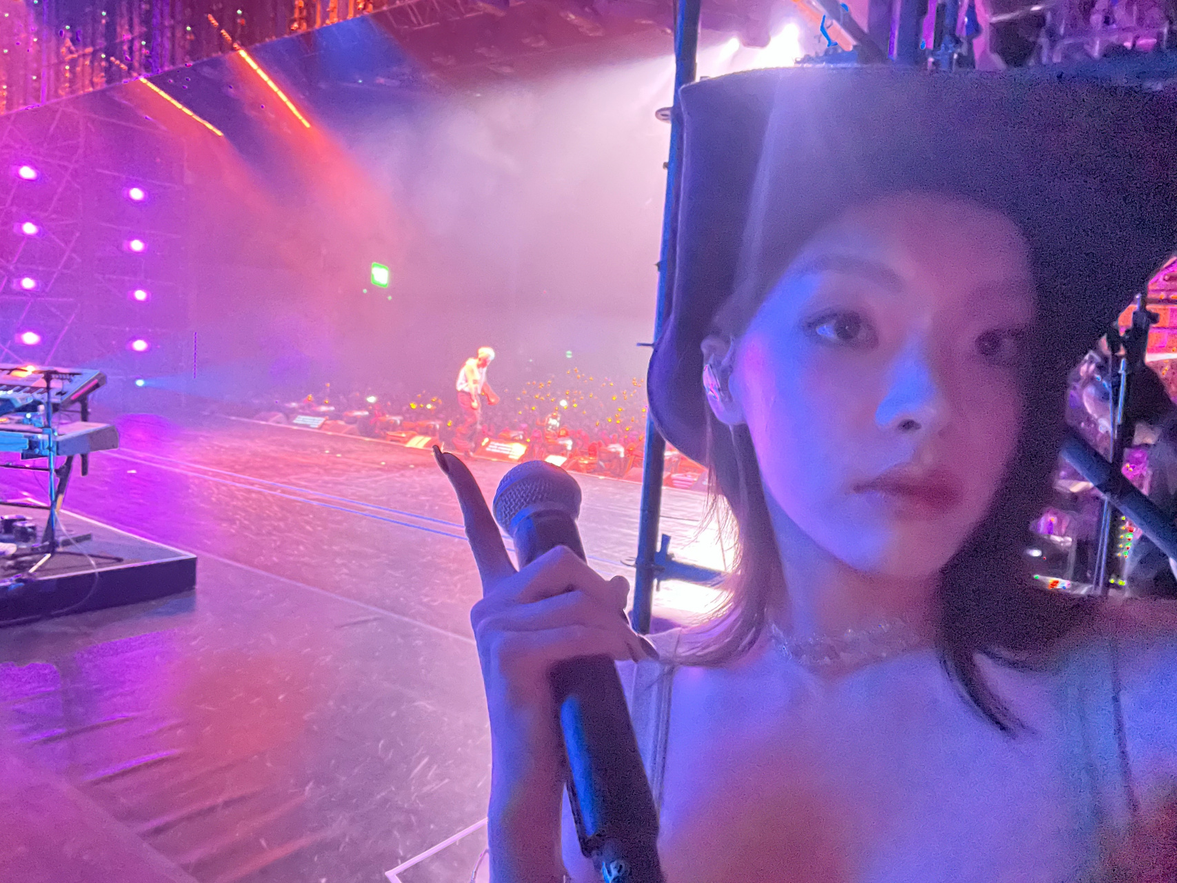 my sis amber! @歌手刘逸云 #属于八月的歌