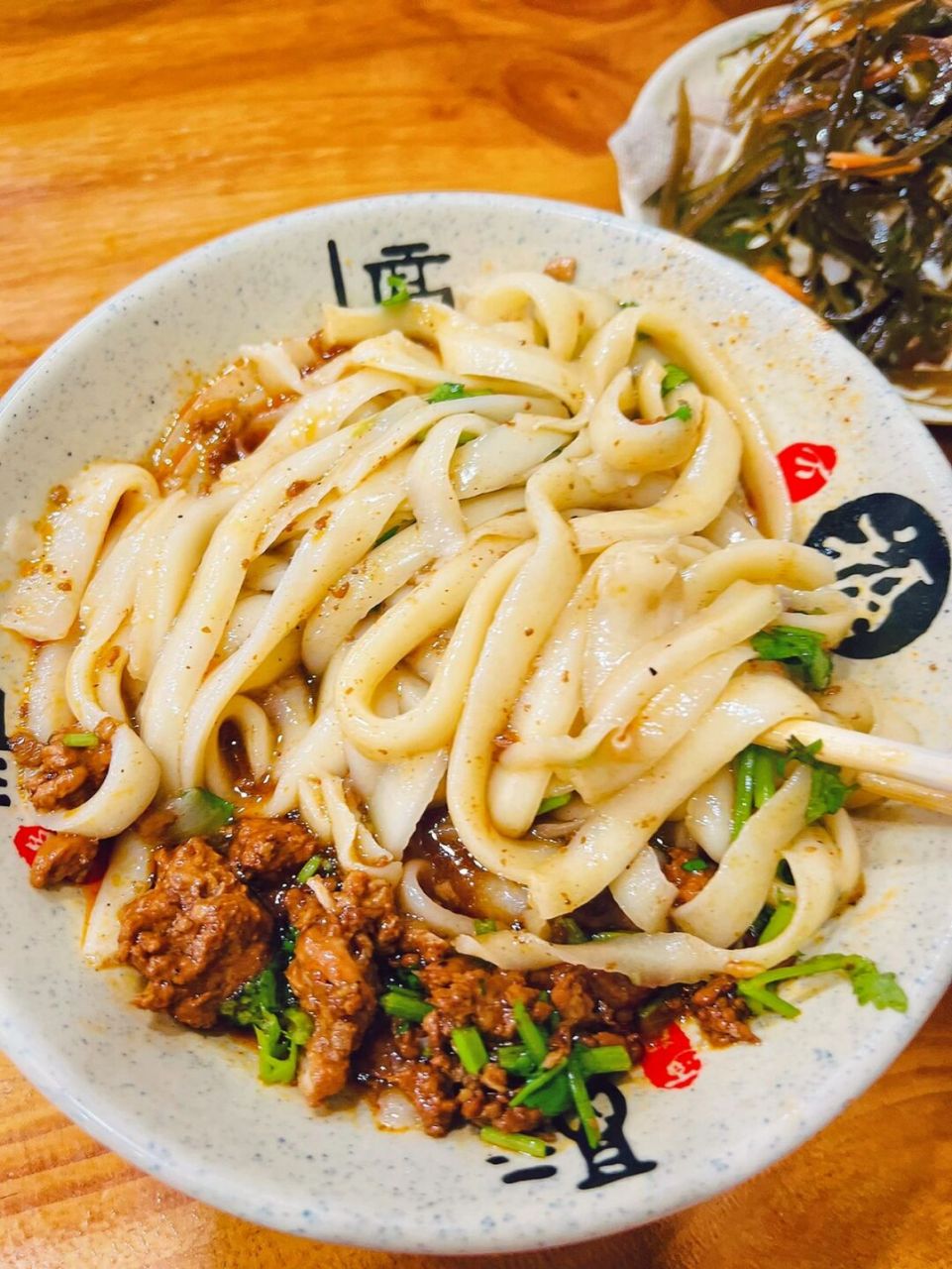 人心中的好吃刀削面 任记七中 说起吃面,全国除了陕西就是要看山西