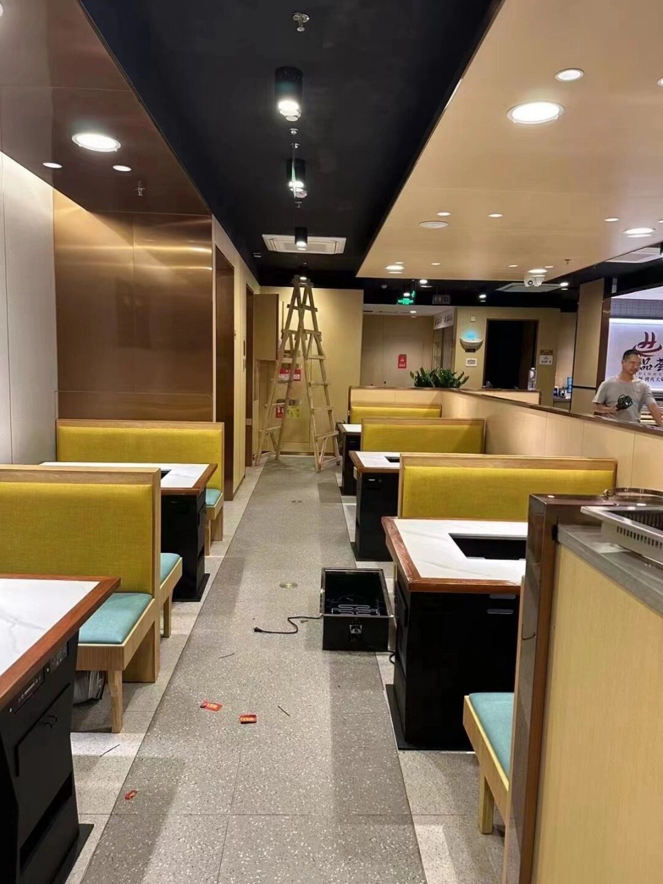 厂家批发大理石火锅桌无烟烧烤桌椅卡座 厂家批发大理石火锅桌无烟