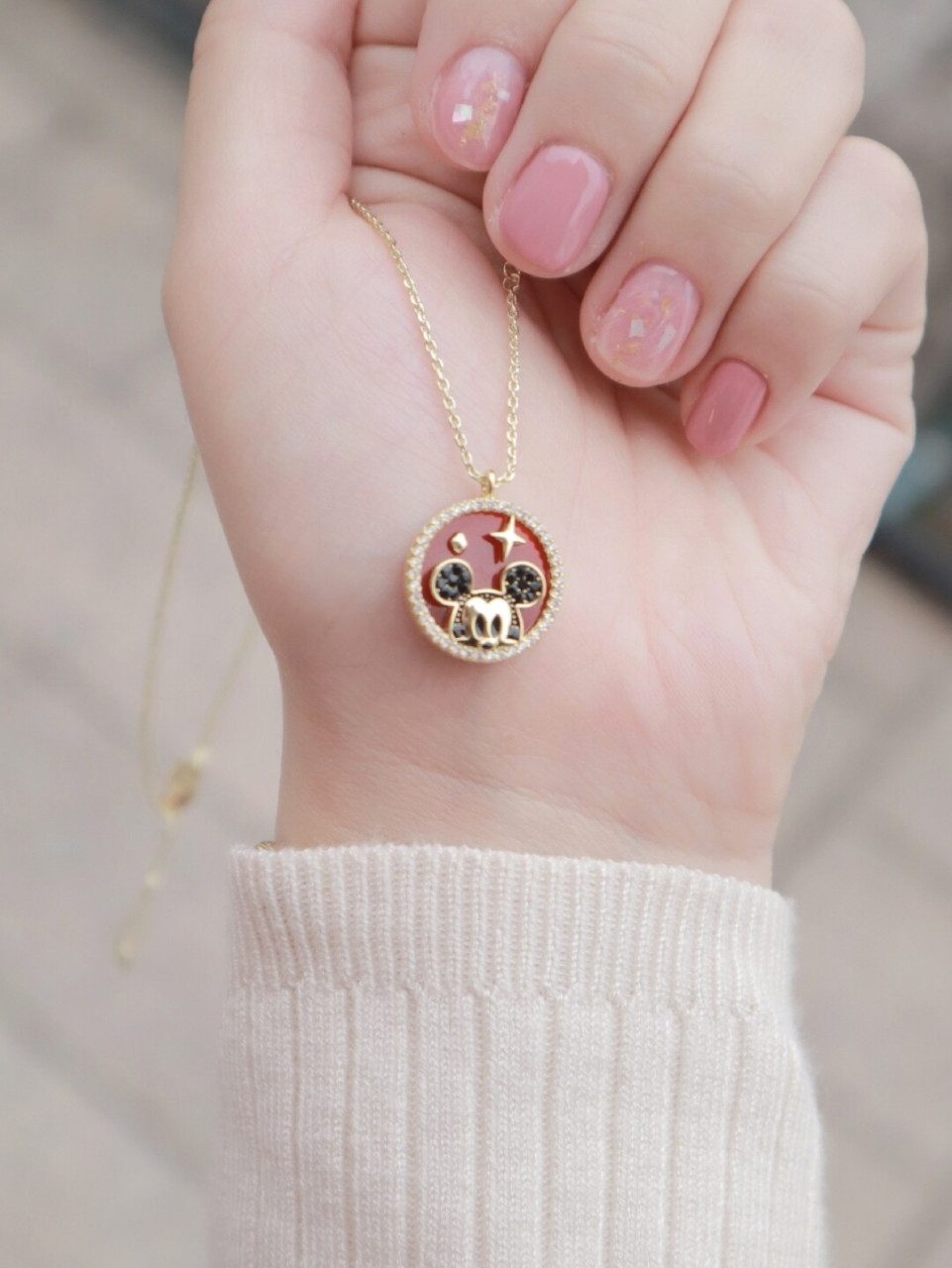 来康康迪士尼联名手链7815太可爱了吧99百元米奇饰品 – 本命年