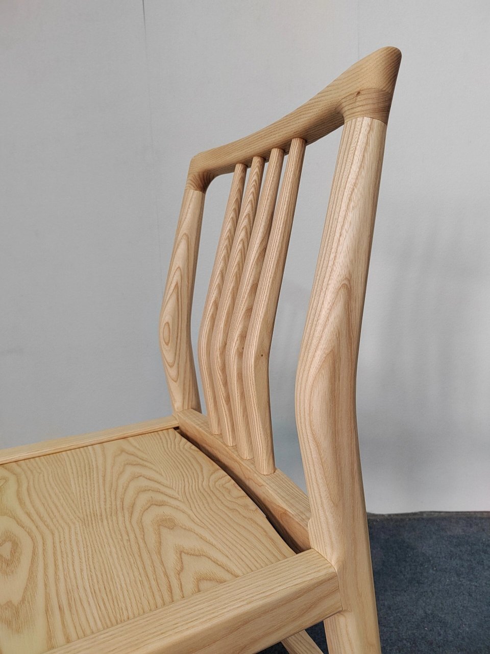 全榫卯,耐用好看的原木椅子 这款椅子是全榫卯结构的,没有任何五金件