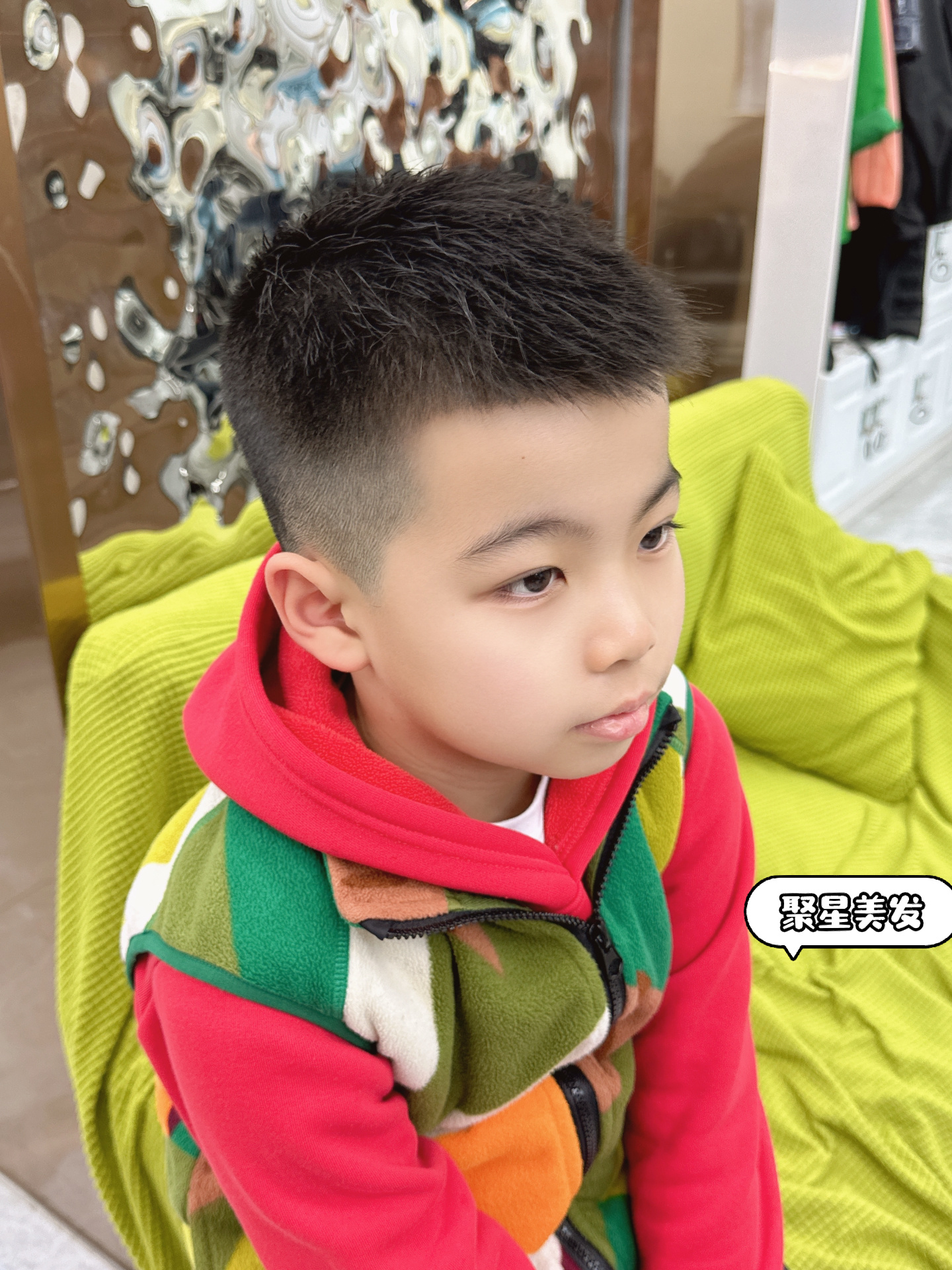 生儿子一定要剪的帅气男童发型
