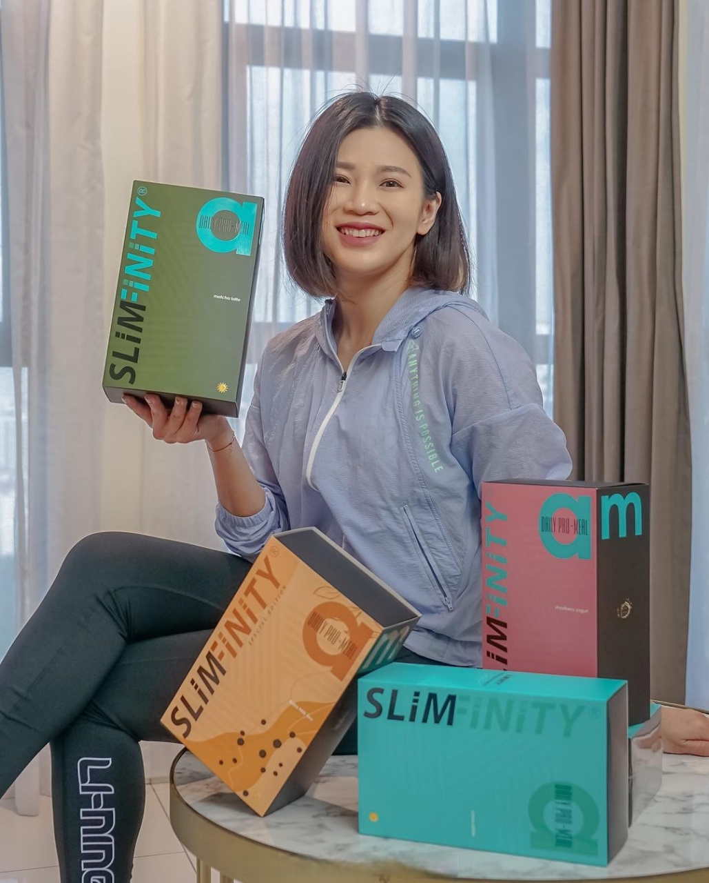 生活不易,娘娘带货[三哈]营养奶昔  ——#吴柳莹##吴柳莹##羽球小v