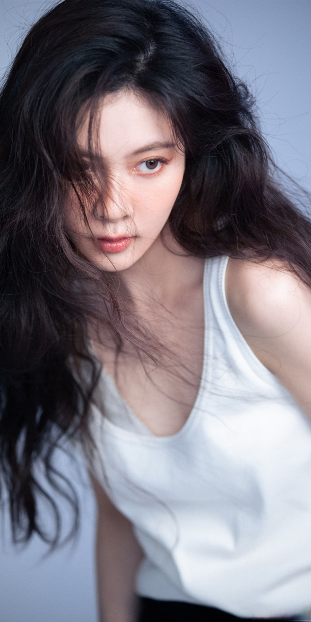 宋妍霏时尚写真壁纸