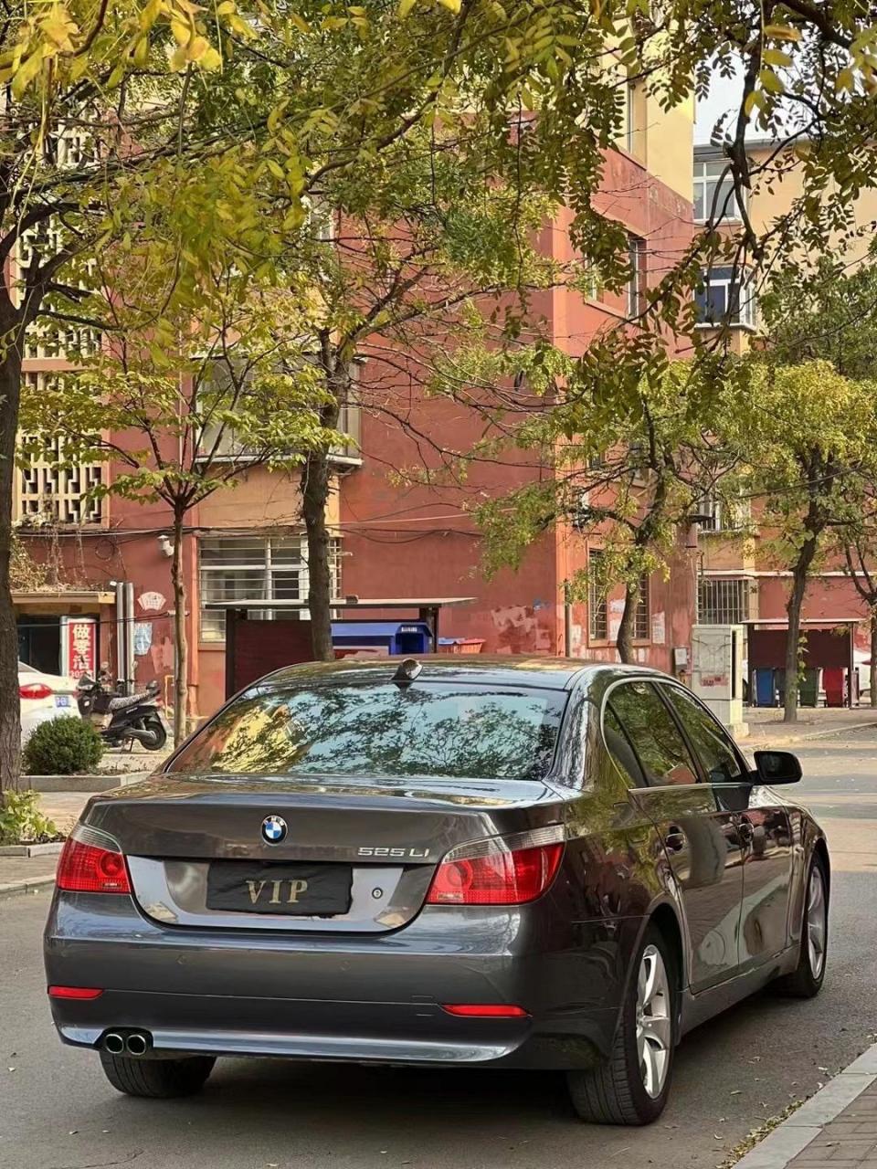 五系.07年1月bmw-525li,加长,底盘代号e60,搭载2.